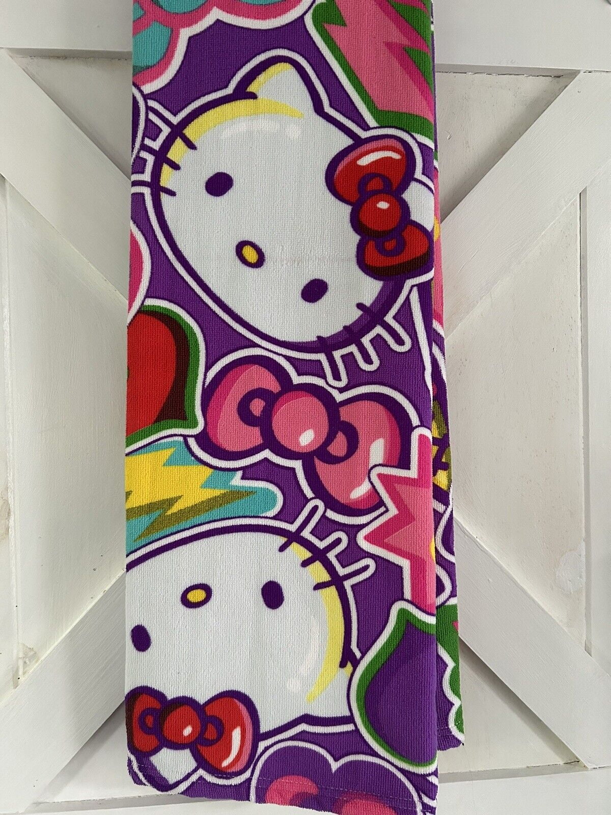 Jay Franco Hello Kitty Beach Towel - Coming Up Daisies Design, 27x54 Inches, Turquoise Blue With Pink Flowers