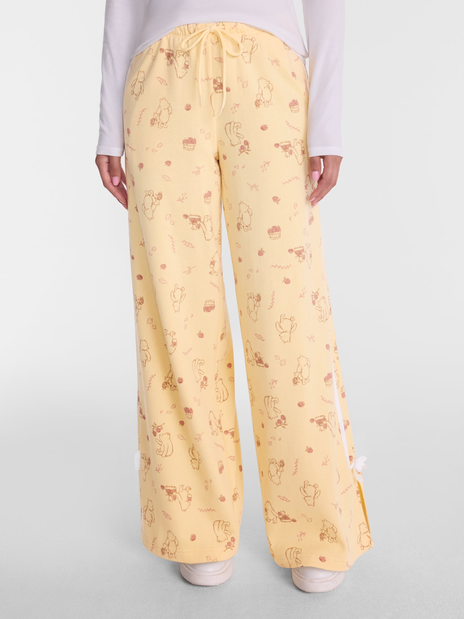 Winnie the Pooh Women's Fleece Wide Leg Jogger Pants, Sizes XXS-XXL