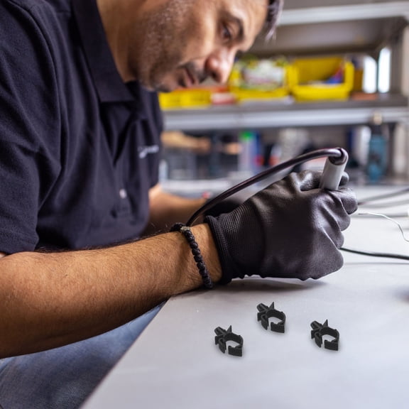 Hemoton 50pcs Car Cord Holder Wire Harness Clips Wire Clamp Car Cord Fixing Clip Cable Holder Clips Car Wire Retainer Cable Management Clips Automotive Engine Wire Retainer