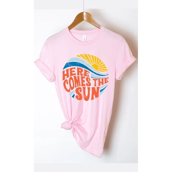 Here Comes The Sun Circle Graphic Tee T-Shirt PLUS