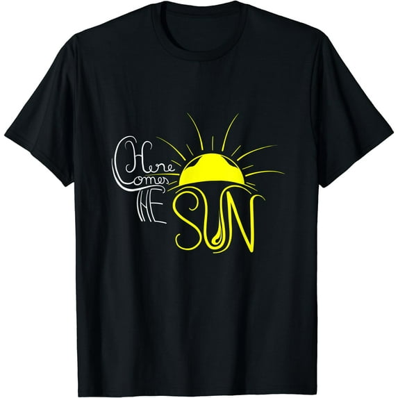 Here Comes The Sun Summer Vacation Sunny design T-Shirt Black Medium