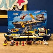 Here2Save Ocean Adventure Giant Ship Base for 7+ Years Block Building Set