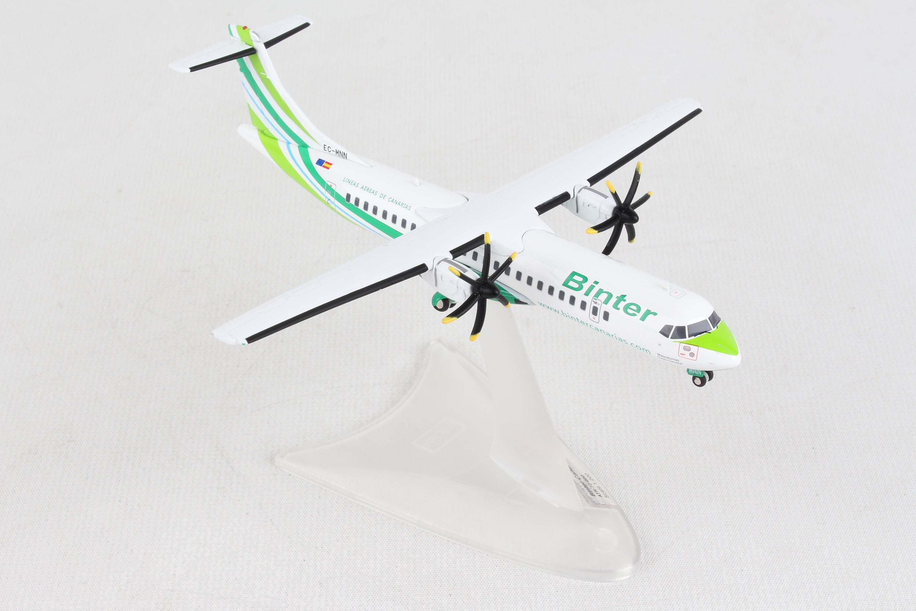 Herpa 200 Scale Commercial HE571241 1-200 Scale Binter Canarias
