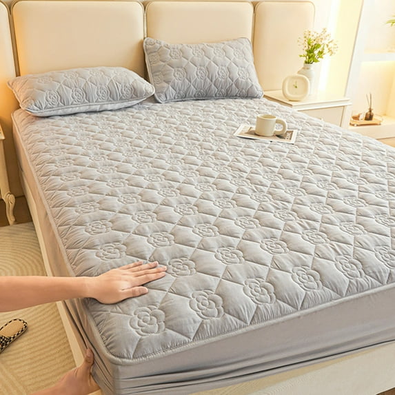 Herrnalise Queen Size Fitted Sheet,Deep Pocket Fitted Sheet,Winter Warm,Breathable, Non-Slip Perfect for Skincare Bed Sheet in Mattress,Cotton Quilted Fitted Sheet