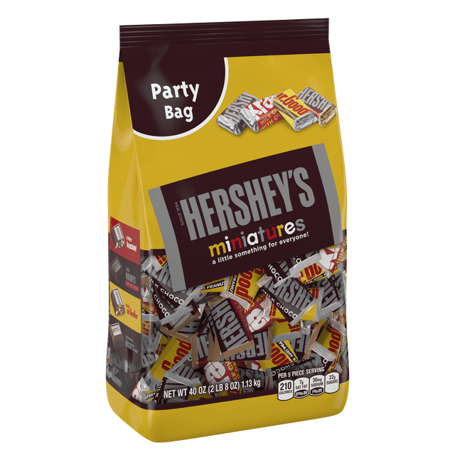 Hershey's, Miniatures Assortment Chocolate Candy, 40 Oz
