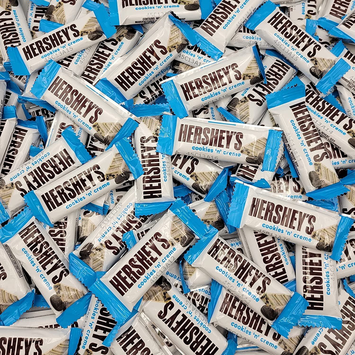 Hersheys Cookies n Creme Candy - Snack Size - Chocolate Cookie Bits Coated in...