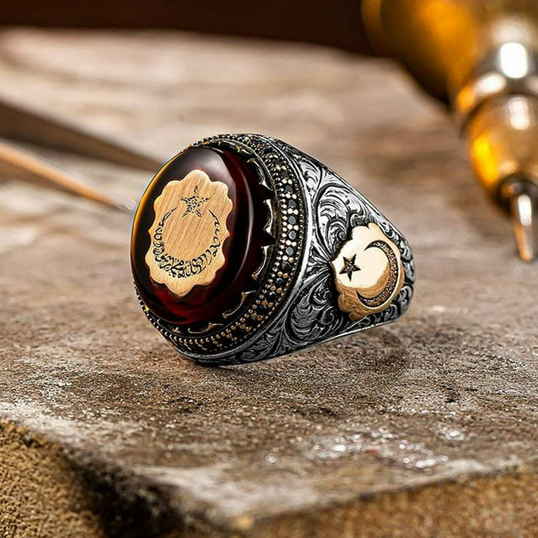 Vintage red shop stone ring