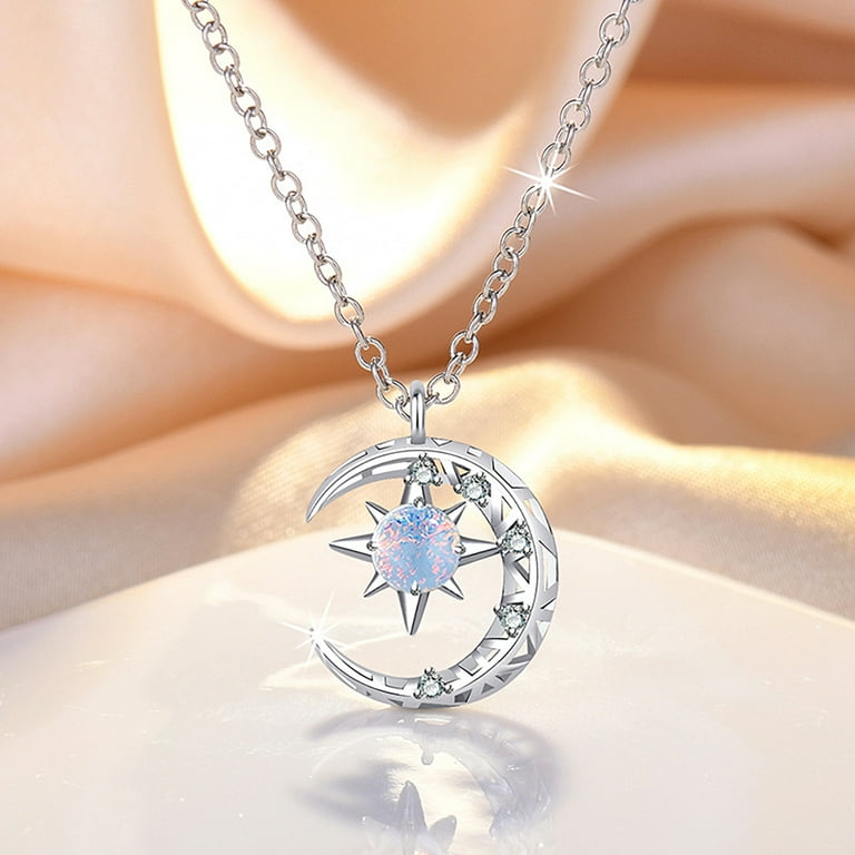 Hesroicy Pendant Necklace O-chain Geometric Pendant Light Luxury Rhinestone  Exquisite Decoration Dress Up Fashion Light of Stars And Moon Charm Necklace  Clothing Accessory 