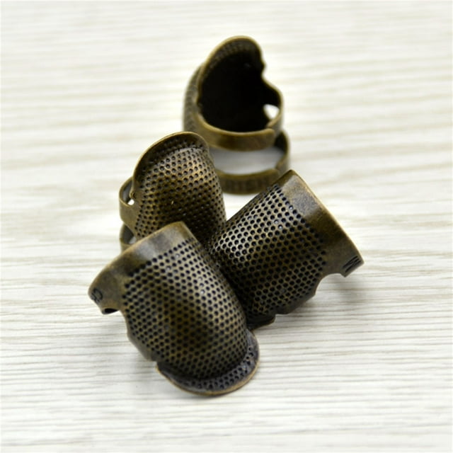 Hesroicy Sewing Thimble Adjustable Solid Anti-rust Sewing Thimble Finger Protector for Needlework