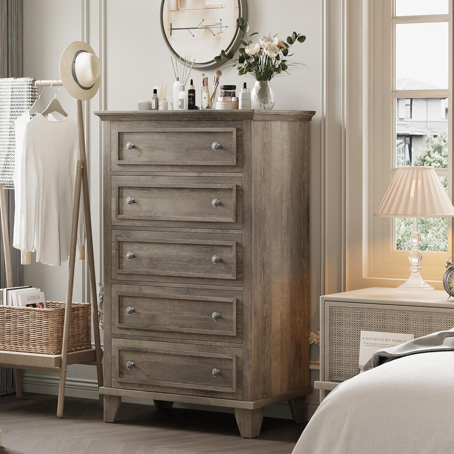 30 Inch High Dressernull