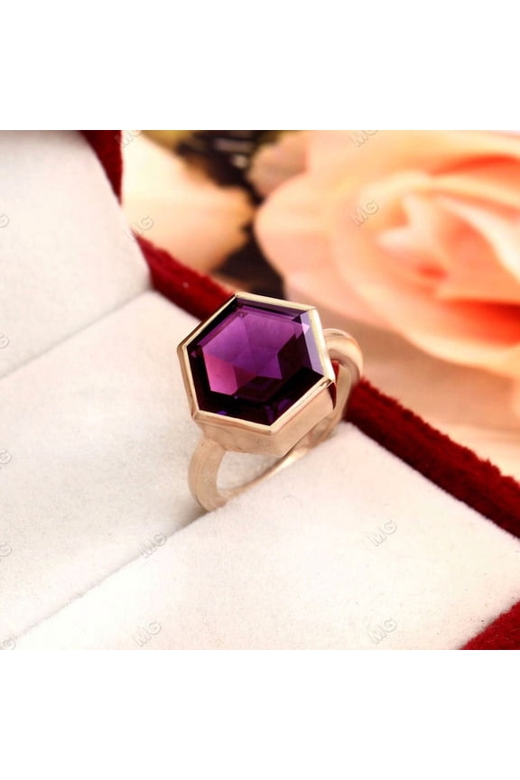 Hexagon Cut Amethyst Ring February Birthstone Ring Sterling Silver Ring Amethyst Gold Ring Purple gemstone Birthday Engagement Ring Gifts.