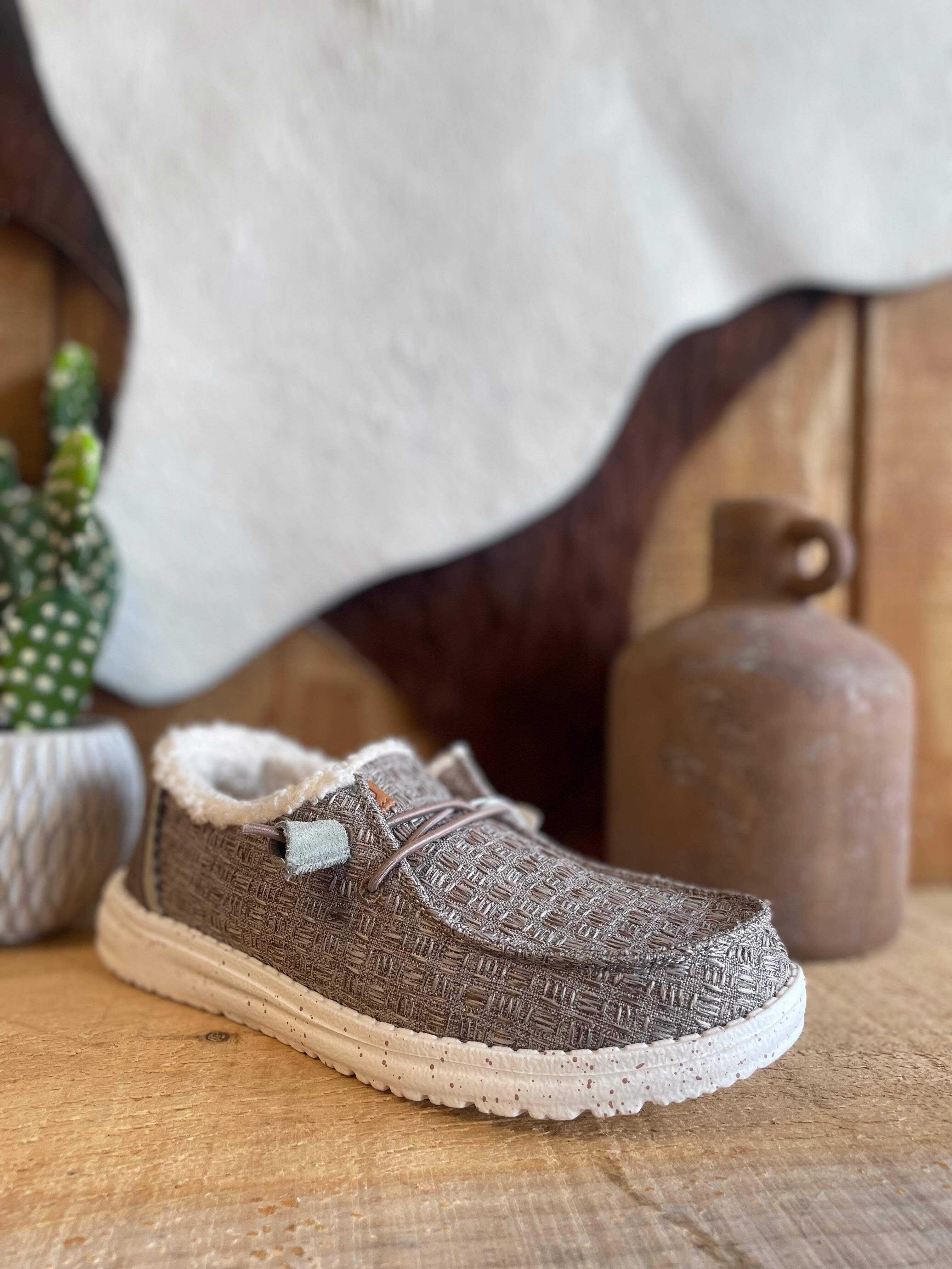 Hey Dude Womens Wendy Warmth Fur Lined Casual Brown