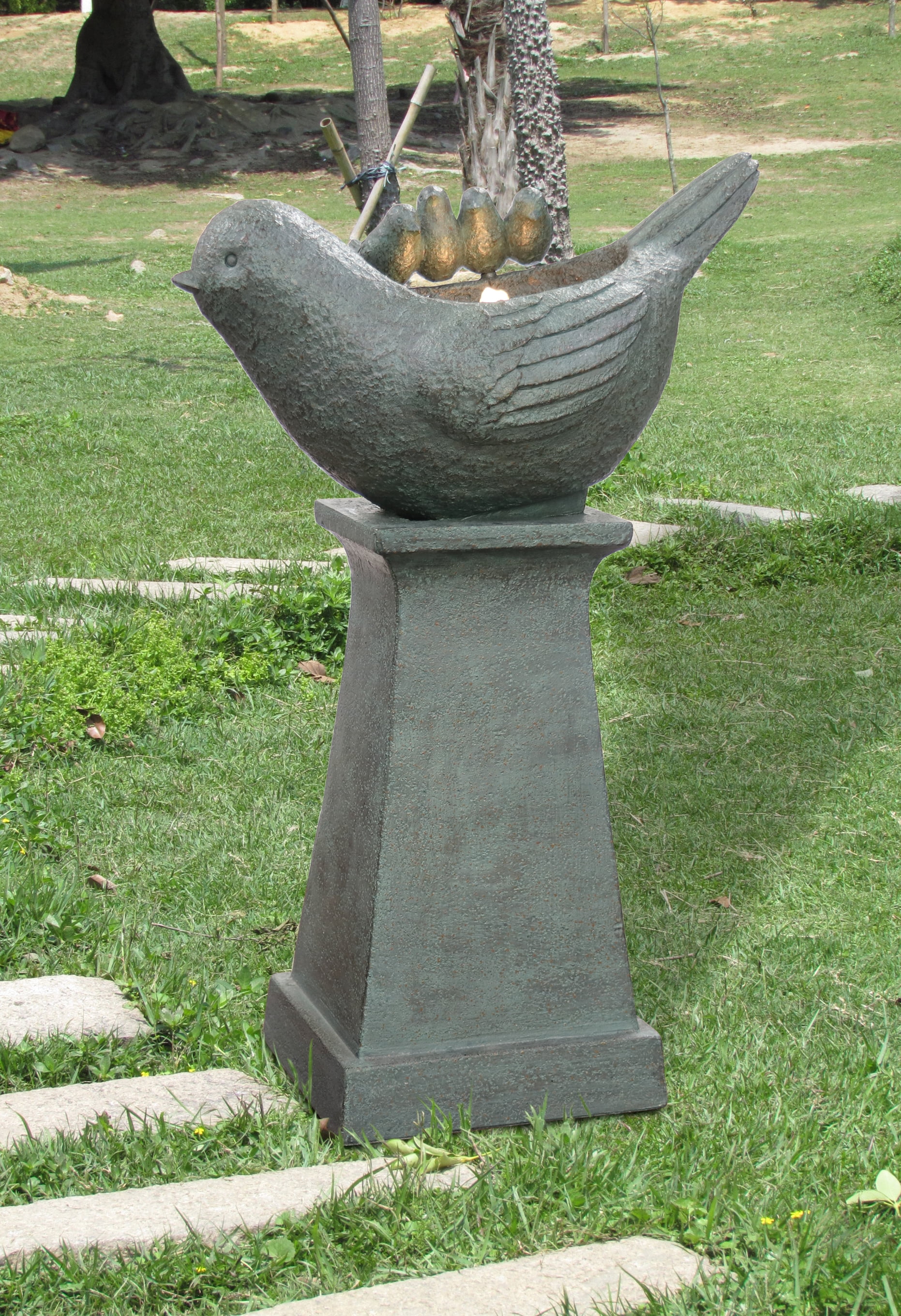 Hi-Line Gift Outdoor Lighted Bird Bath Fountain