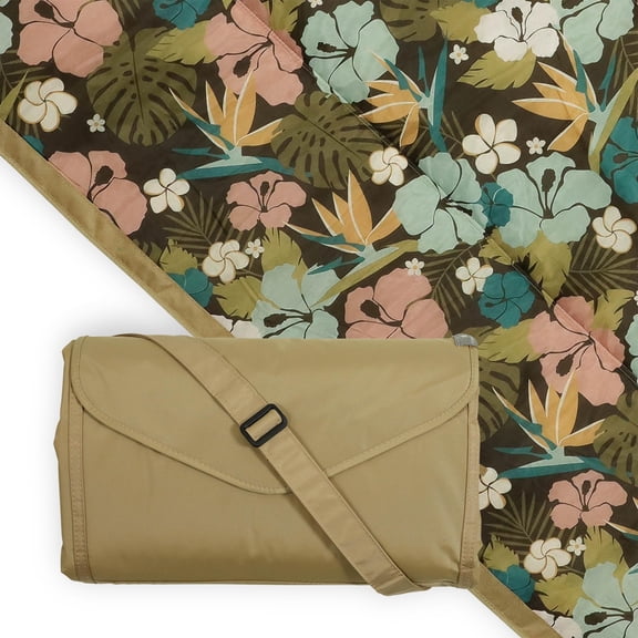 Hibiscus 5 x 5 Outdoor Picnic and Beach Blanket