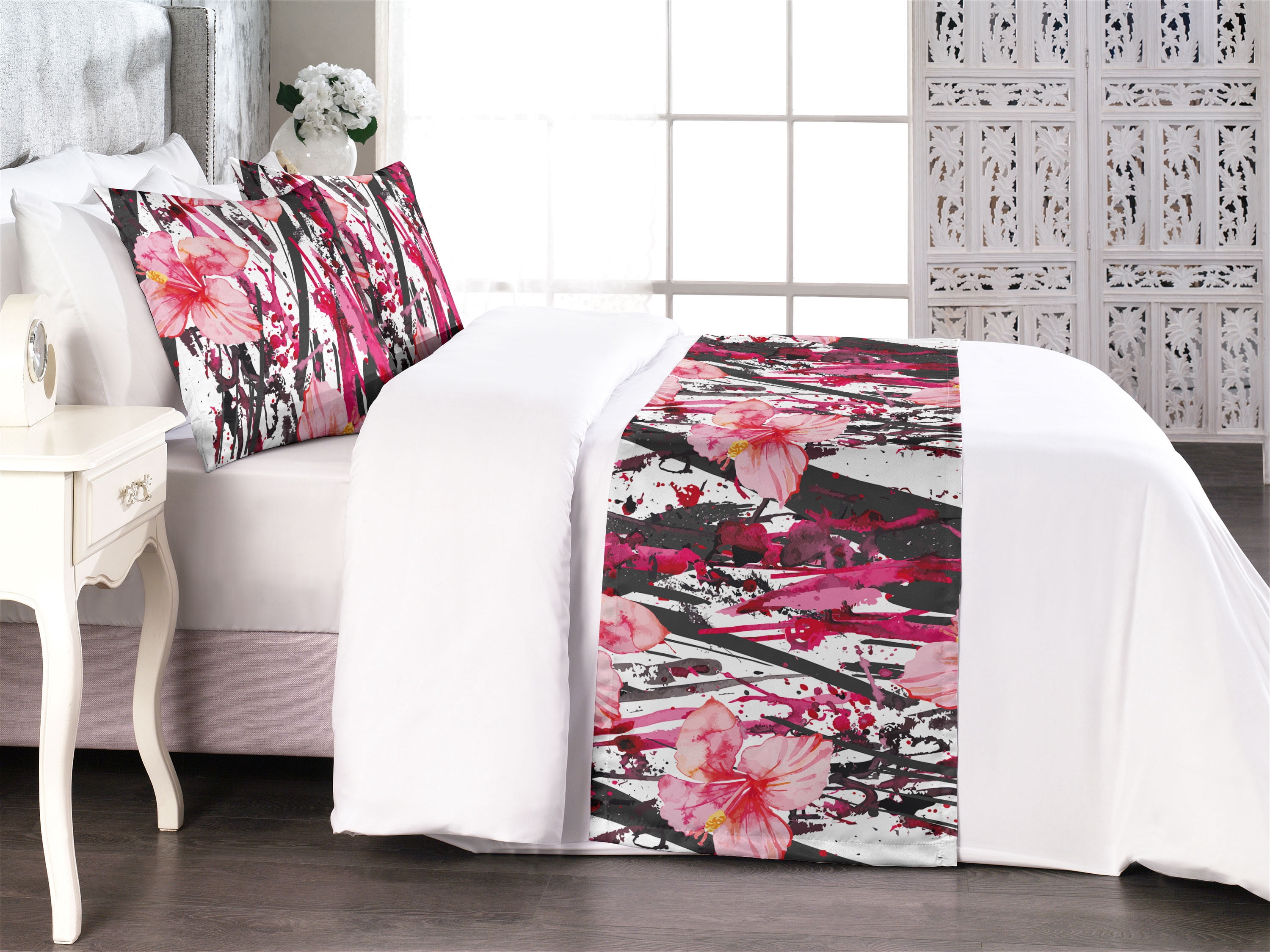 Hibiscus Bed Runner Set, Springtime Forest Flower Pattern on Grunge ...