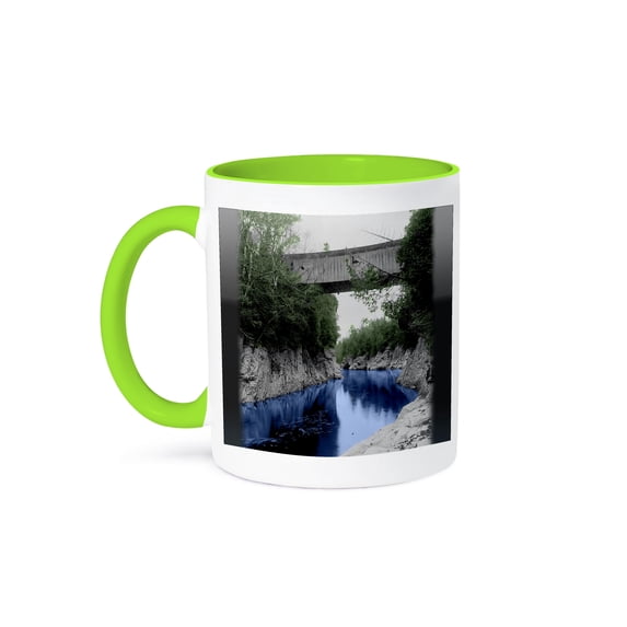 3dRose, High Bridge, Winooski Gorge, Burlington, VT (Vintage to 1906), 15oz Two-Tone Green Mug