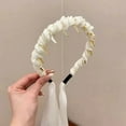 thumbnail image 1 of High Cranium Artificial Pearl Hairband, 2025 New U Shape Fashion Tooth Hair Comb Headband, Hair Bands For Women's Hair, Party Wedding Home Hairband ,White, 1 of 6