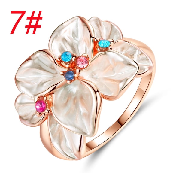 Womens Fashion Ring Geometric Design Electroplated Copper Ring for Women European American Inspired Jewelry High Quality Statement Ring Elegant Ring