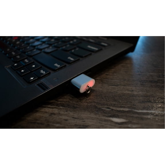 High-Level Keychain MicroSD Reader with Silver Finish for Smooth Data Transfer
