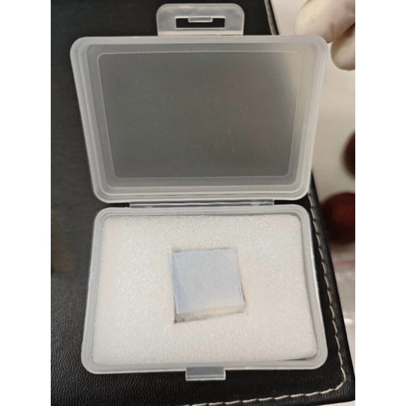 High-Transparency Aerogel Cube – Lightweight, High-Porosity Scientific Gift Aerogel Block – Ultra-Light, High-Permeability & Porosity, Unique Gift Idea