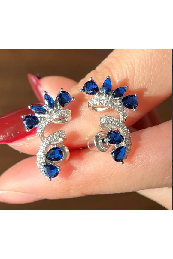 High-end Flower Rattan Stud Earrings - For Women - NicheDesign