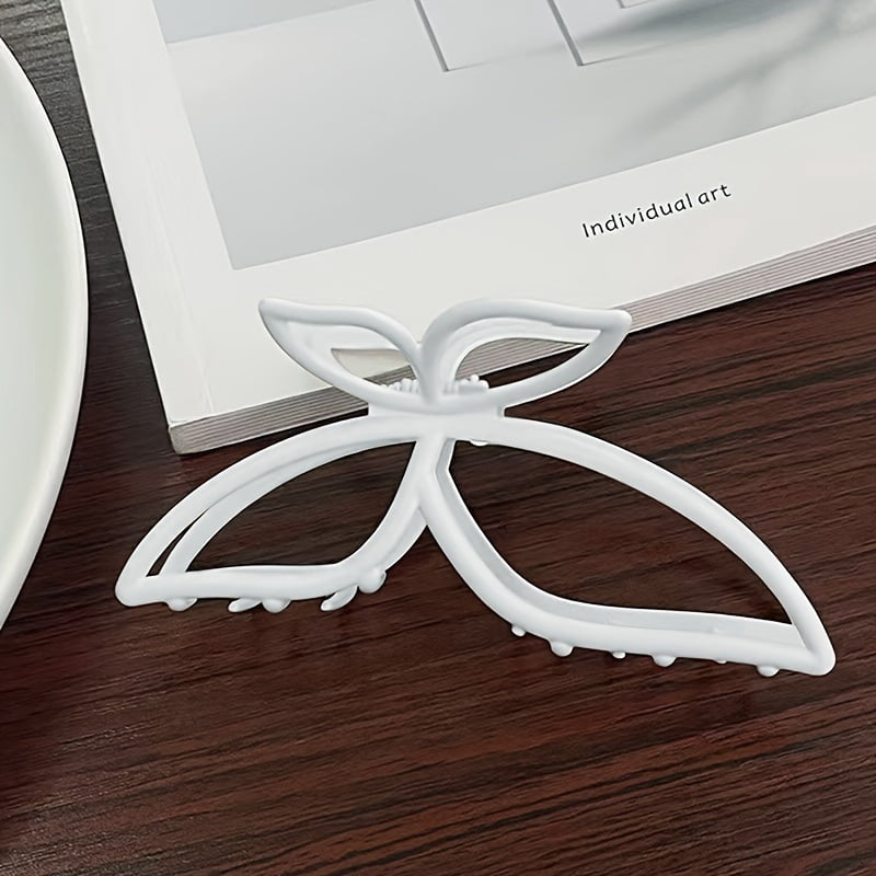 High-end hollow butterfly metal hair claw shark clip | elegant hair accessory | suitable for hair buns on the back of the head