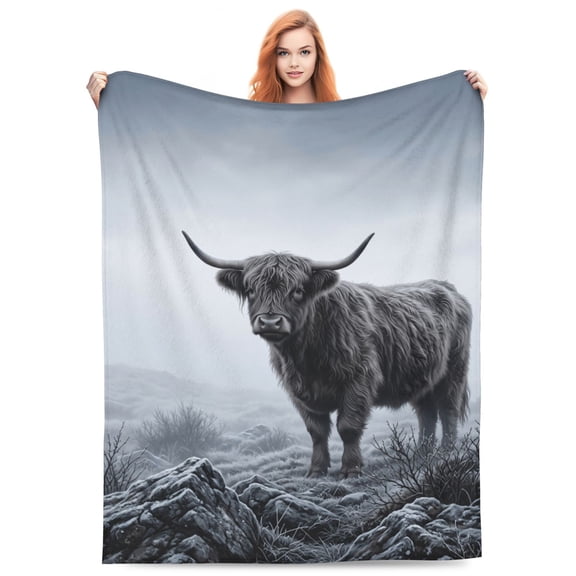 Highland Cow Blanket,Western Farm Animal , Soft Flannel Throw , Cow Lover Birthday Gift, Cozy Home Decor for Bed Couch Sofa 50x40