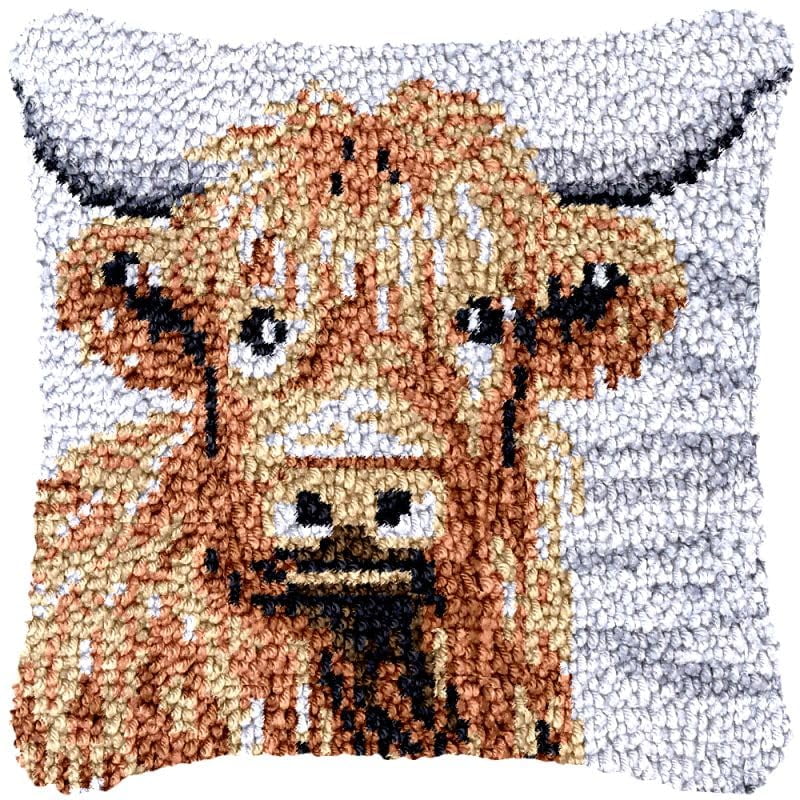 Highland Cow Latch Hook Pillow Cover Kits for DIY Handmade Throw Pillow Cross Stitch Latch Hook Pillowcase Rug Kits with Preprinted Color Pattern Canvas Crochet Yarn Kits 17''X 17''(fv46)