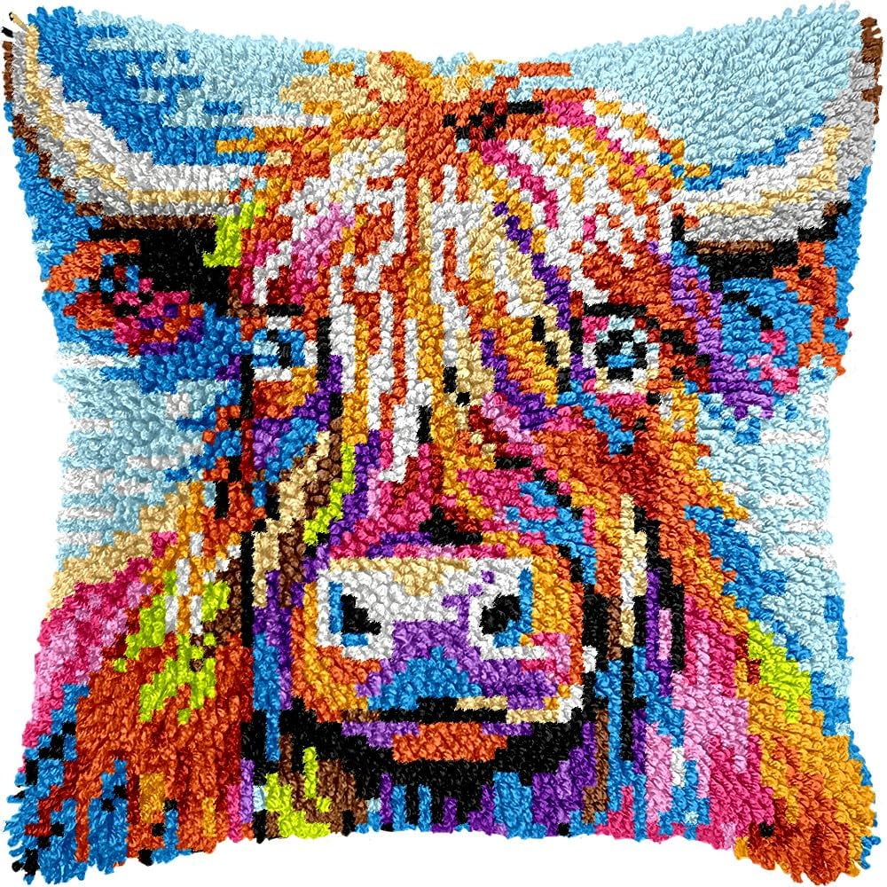 Highland Cow Latch Hook Pillow Kits for DIY Throw Pillow Cushion Embroidery Latch Hooking Pillowcase Kits with Preprinted Canvas Crochet Yarn Kits for Home Decor 17''X 17''(j19)