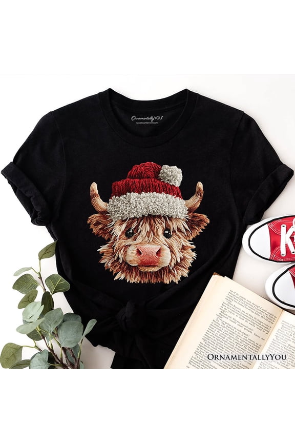 Highland Cow Santa Hat Christmas T-Shirt, Imitation Latch Hook Yarn Cozy Tee