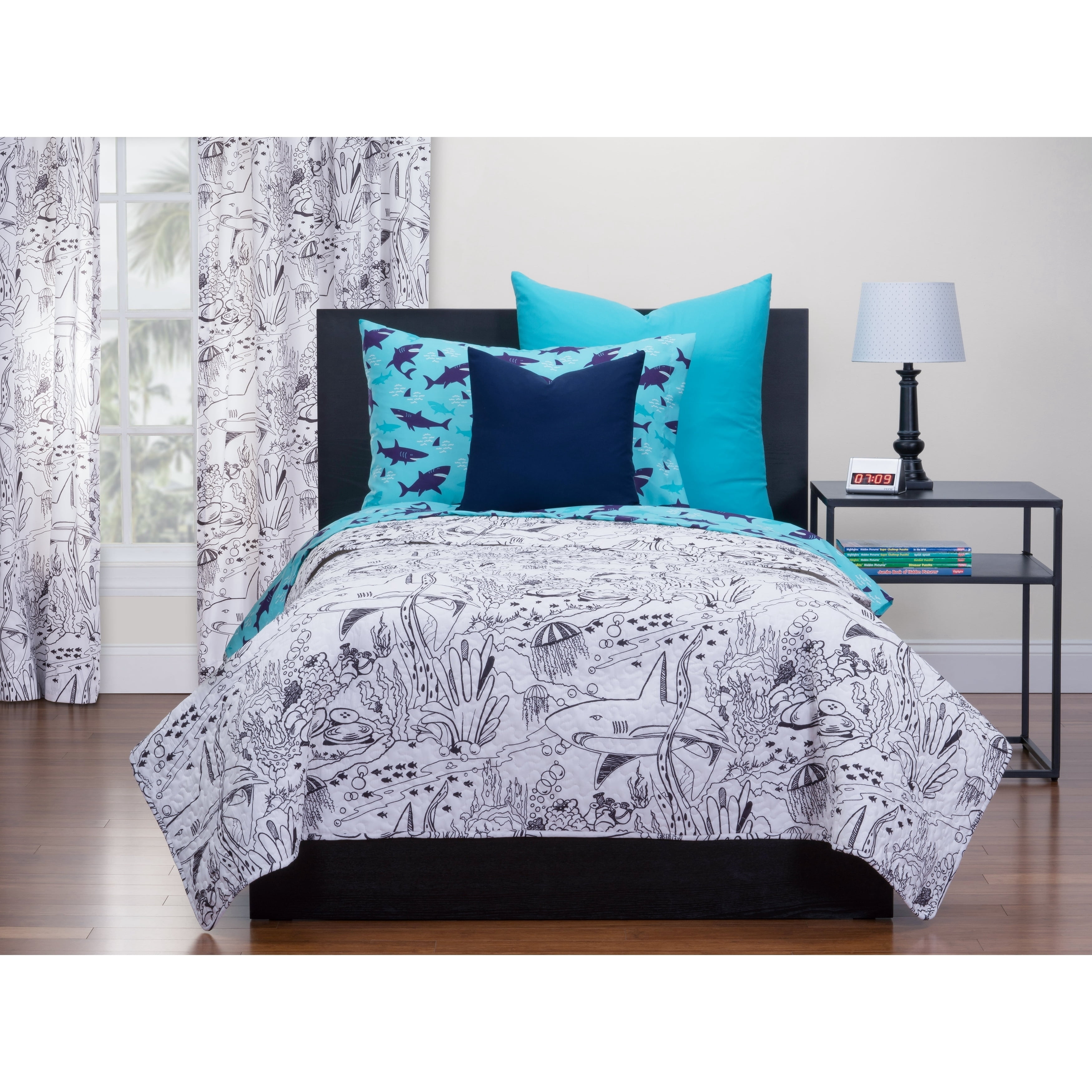 Highlights Shark Journey Hidden Pictures Full/ Queen Quilt