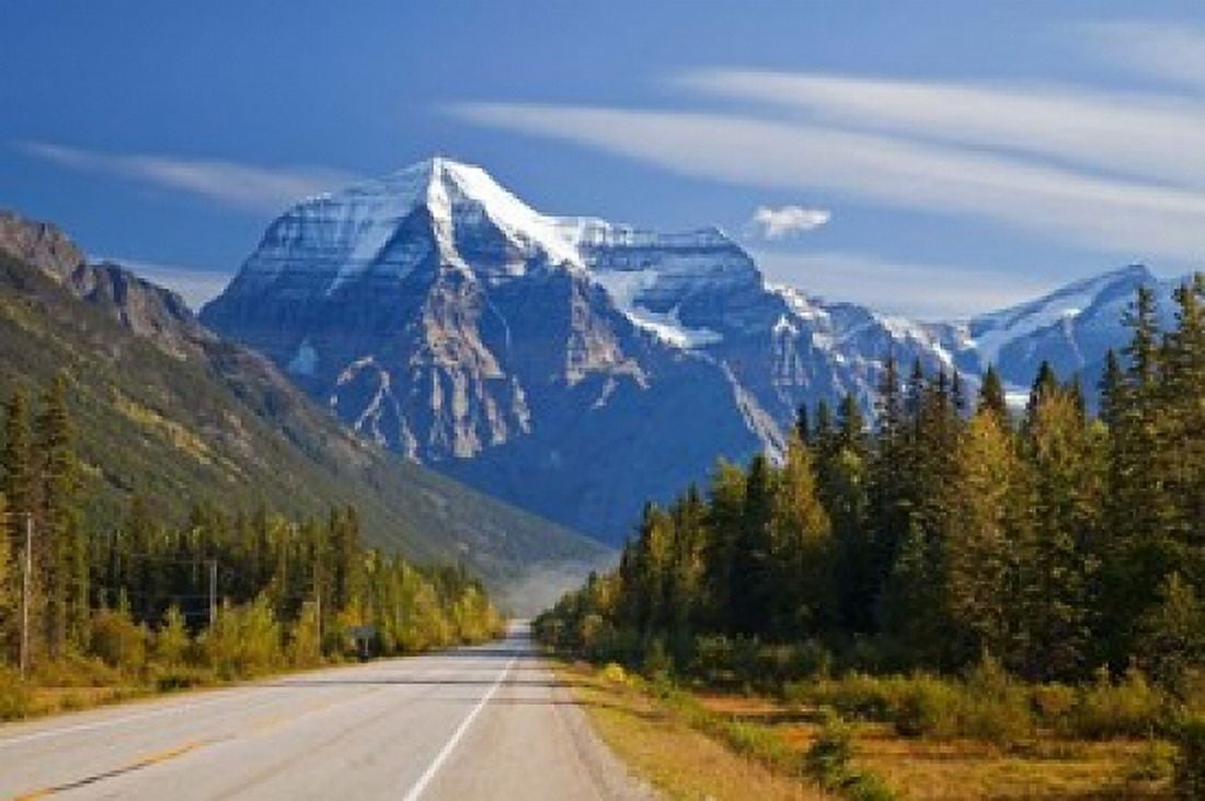 Highway through Mount Robson Provincial Park British Columbia Canada Canvas Art - Jaynes Gallery DanitaDelimont (29 x 19)