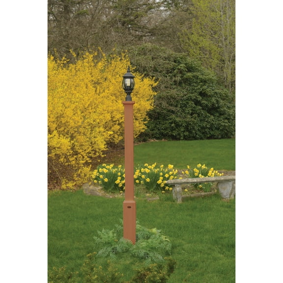 Highwood Eco-Friendly Brockton Lamppost