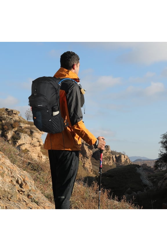 Hiking Backpack for Men and Women, 30L Waterproof Camping Backpack with 3L Water Bladder and Rain Cover, Lightweight Outdoor Sport Travel Daypack Rucksack for Climbing Cycling (Black)