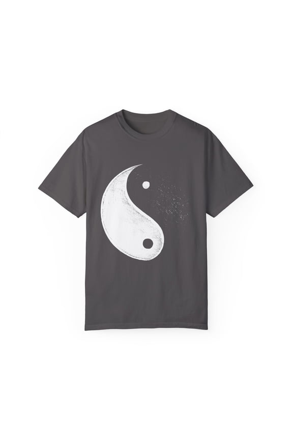 Hilarious Yinyang Ebony And White Hallows Eve Attire Lover Humorous Trickster Night Fright Evening Party Fan Unisex Garment-Dyed T-shirt