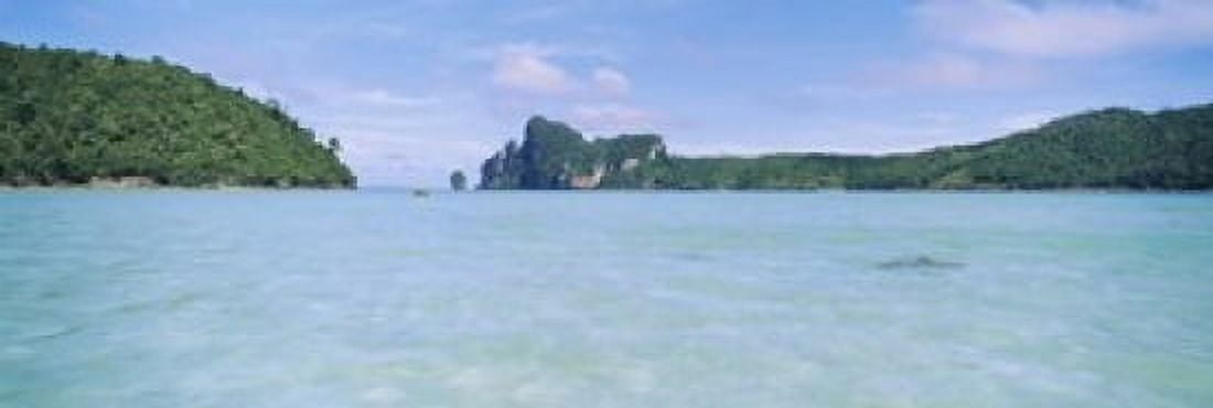 Hills in the ocean Loh Dalum Bay Ko Phi Phi Don Phi Phi Islands Thailand Canvas Art - Panoramic Images (18 x 6)