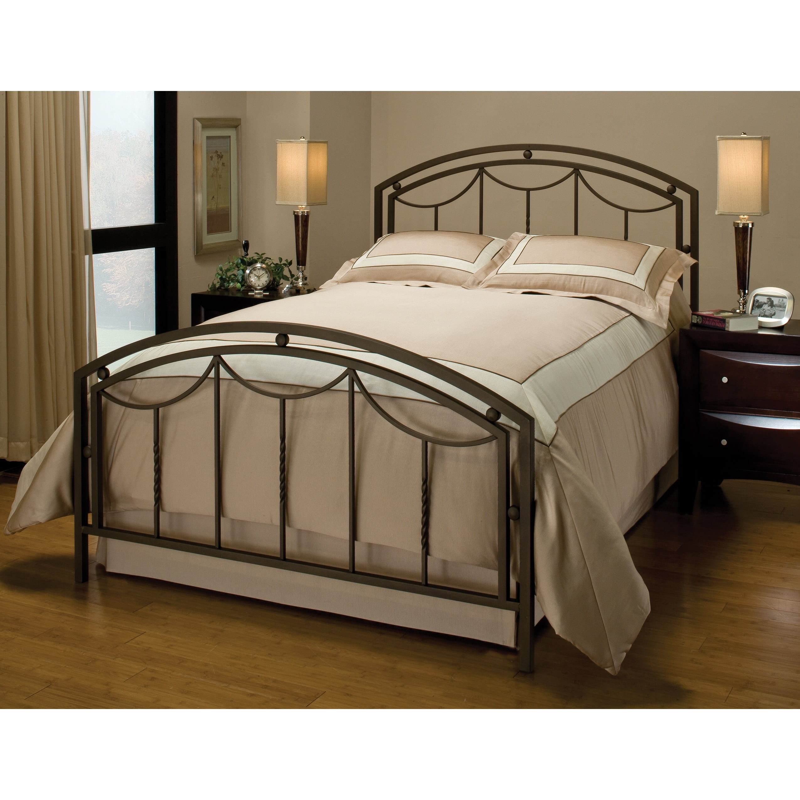 Hillsdale Parkwood Victorian Metal Framed Poster Bed Queen Black Gold Walmart