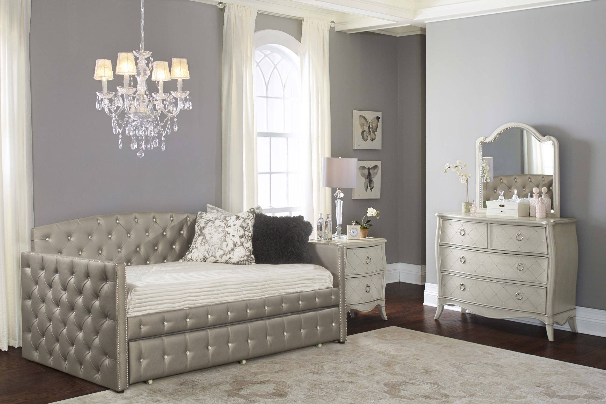 Hillsdale Furniture Memphis Upholstered Twin Daybed with Trundle, Pewter - image 1 of 5