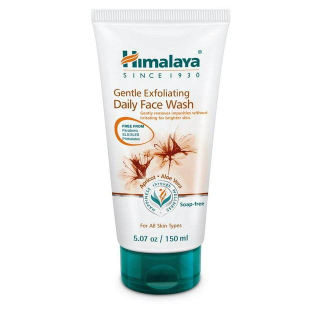 Himalaya Gentle Exfoliating Daily Face Wash for Deep Clean Pores & Soft