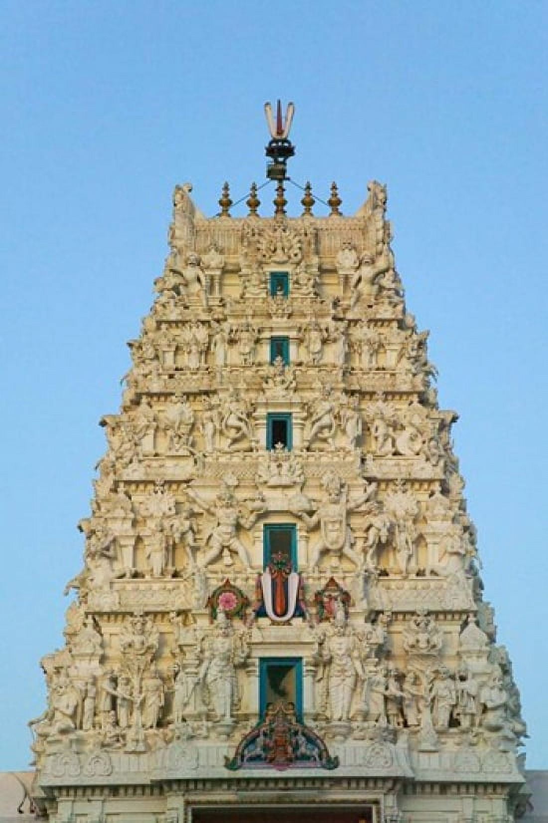 Hindu Temple in Pushkar Rajasthan India Canvas Art - Keren Su DanitaDelimont (17 x 26)