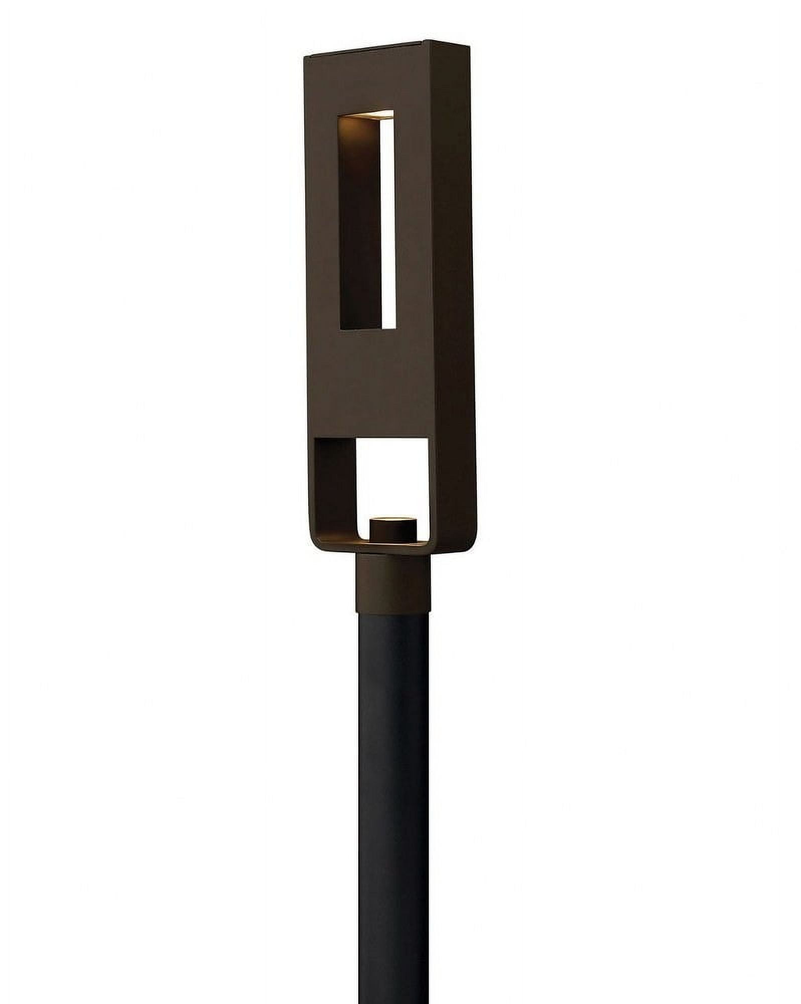 2 Light Large Outdoor Post Top Or Pier Mount Lantern-Bronze Finish-Mr16 Bi-Pin Lamp Base Type-Led Lamping Type Hinkley Lighting 1641Bz-Ll
