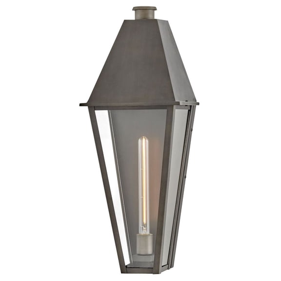 Hinkley Lighting - Endsley - 8W 1 LED Large Outdoor Wall Lantern In Traditional