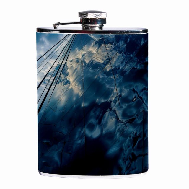 Hip Flask for Liquor for Men 8Oz,Stainless Steel Leakproof Leather Wrap