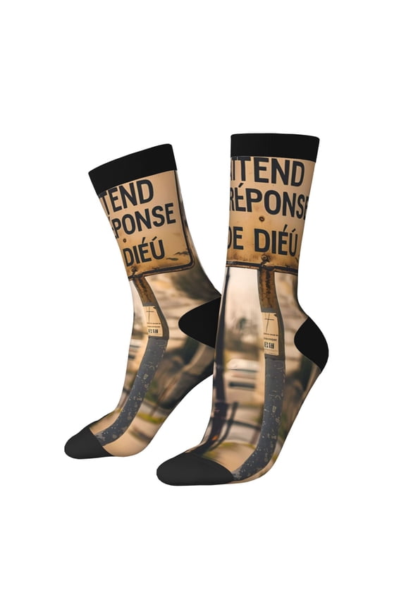 Rustic French Signpost Pattern Adult Middle Tube Socks Breathable Sock Non-Pilling,Contrasting Color Design