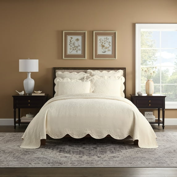 Historic Charleston Bedspreads & Coverlets 100% Cotton Ivory Off-White 90 In x 96 In All season Embossed Floral Design