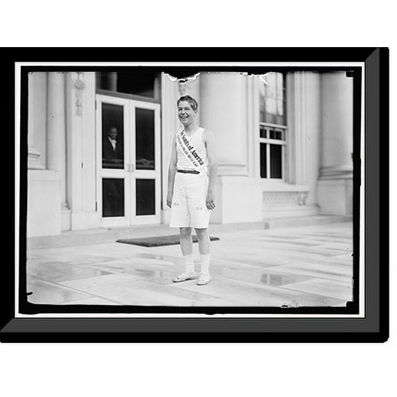Historic Framed Print, BOY SCOUTS. RELAY RACE STARTING AT WHITE HOUSE. FRED REED, 17-7/8" x 21-7/8"