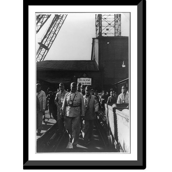 Historic Framed Print, Besichtigung der Grube Rheden mit Grubenfahrt und Ansprache an die Belegschaft, 17-7/8" x 21-7/8"