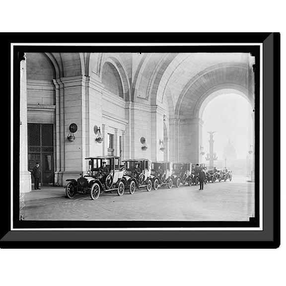 Historic Framed Print, FEDERAL TAXICAB. CABS AT UNION STATION, 17-7/8" x 21-7/8"
