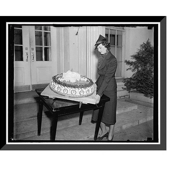 Historic Framed Print, Fruit cake for president. Mrs. Ellen Anderson Sec. to Cong. Stubbs of Cal., 17-7/8" x 21-7/8"