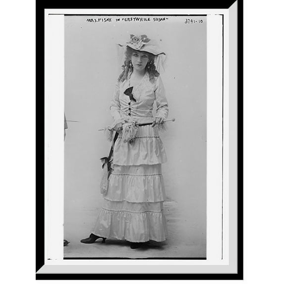 Historic Framed Print, Mrs. Fiske in "Erstwhile Susan", 17-7/8" x 21-7/8"
